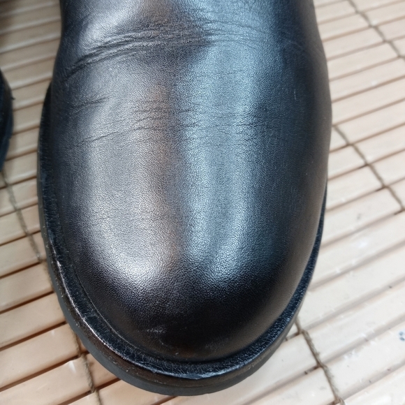 Cole Haan NkeAir women's riding boots. Black leather and suede 16" tall side zip - Picture 5 of 11